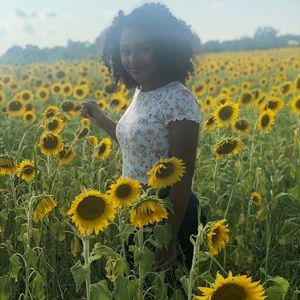 Meet your Posher, Robin